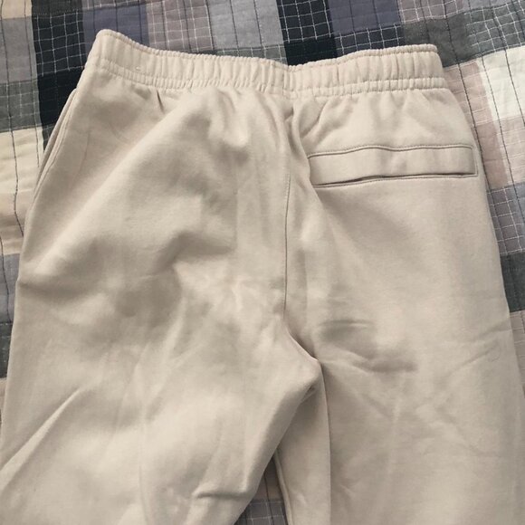 Cream Nike sweatpants with elastic waistband - Picture 6 of 6